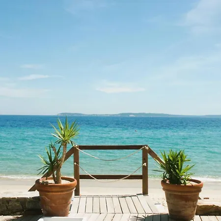 L'argentiere Pour 6 Personnes Avec Piscine Et Vue Degagee A Villa La Londe-les-Maures