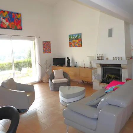 Villa L'argentiere Pour 6 Personnes Avec Piscine Et Vue Degagee A